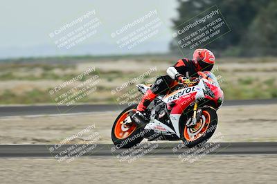 media/Apr-18-2025-TrackDaz (Fri) [[45f5874c44]]/C Group/Session 1 (Turn 7)/